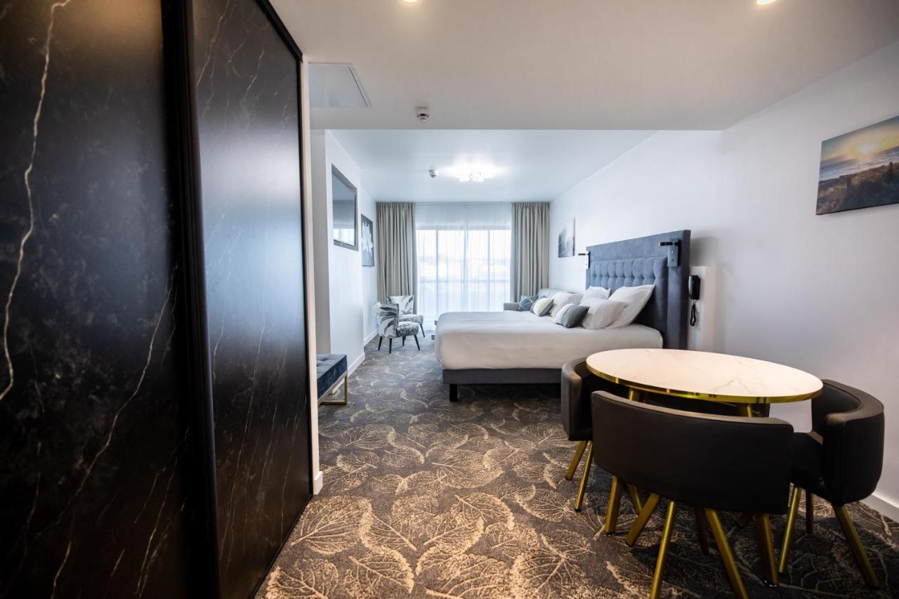 Le Barracuda & Spa, Centre Port, Pieds Dans L'Eau, Vue Mer Brest Ngoại thất bức ảnh
