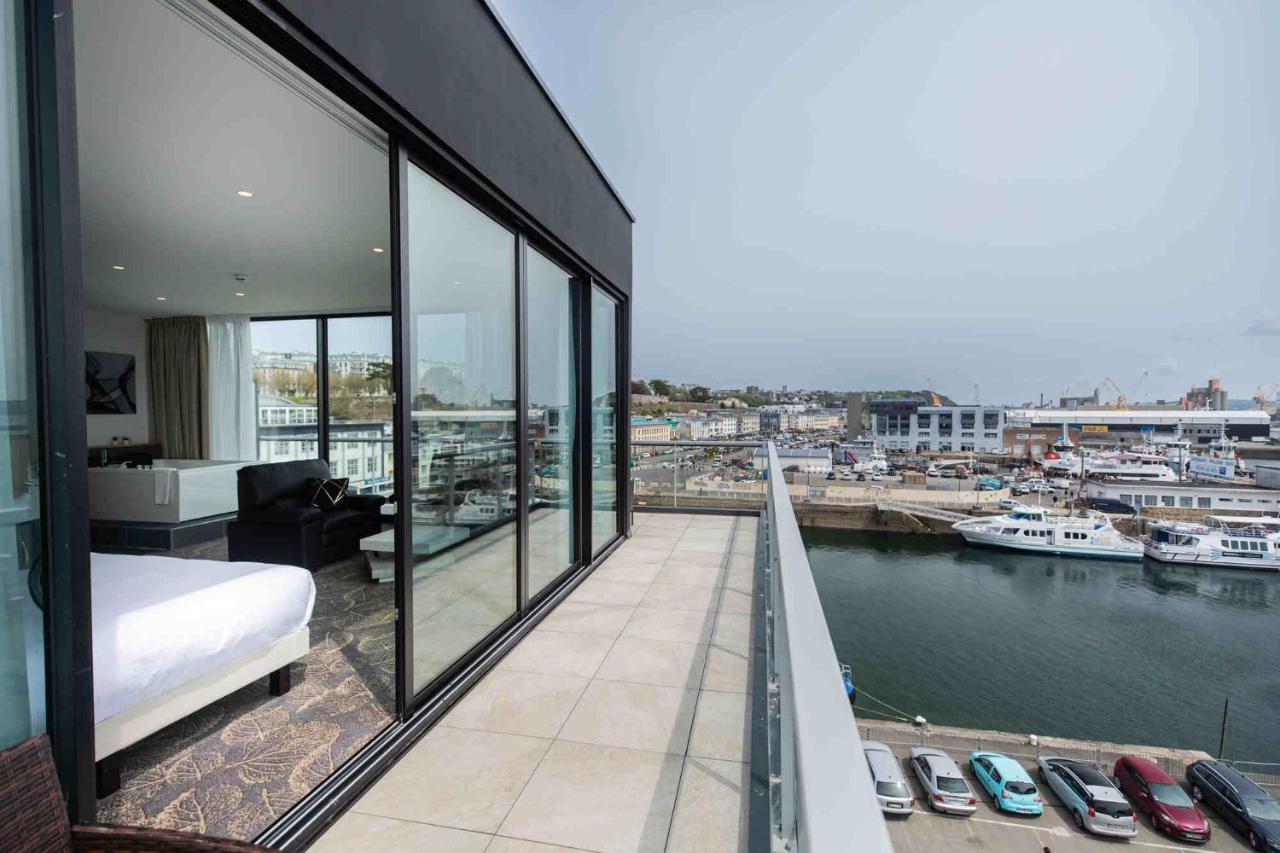 Le Barracuda & Spa, Centre Port, Pieds Dans L'Eau, Vue Mer Brest Ngoại thất bức ảnh