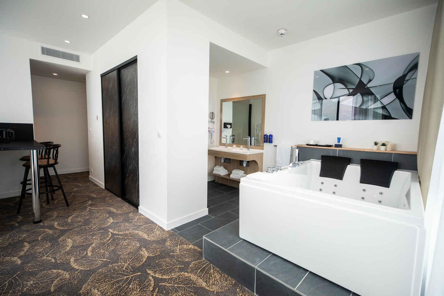 Le Barracuda & Spa, Centre Port, Pieds Dans L'Eau, Vue Mer Brest Ngoại thất bức ảnh